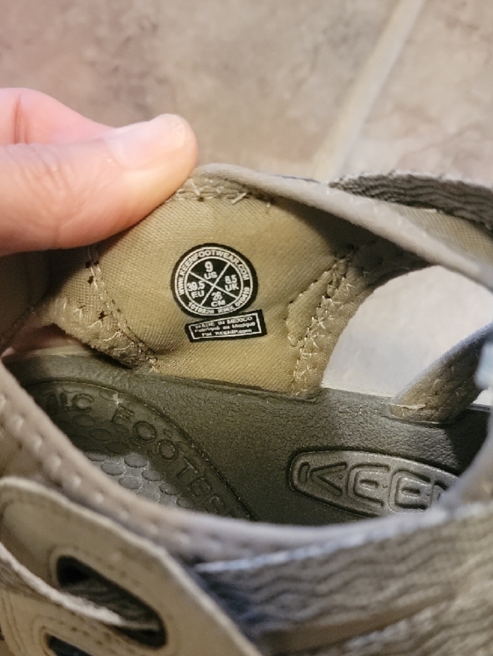 Keen Women's Closed-Toe Sandals in Beige and Gray - Picture 5 of 6
